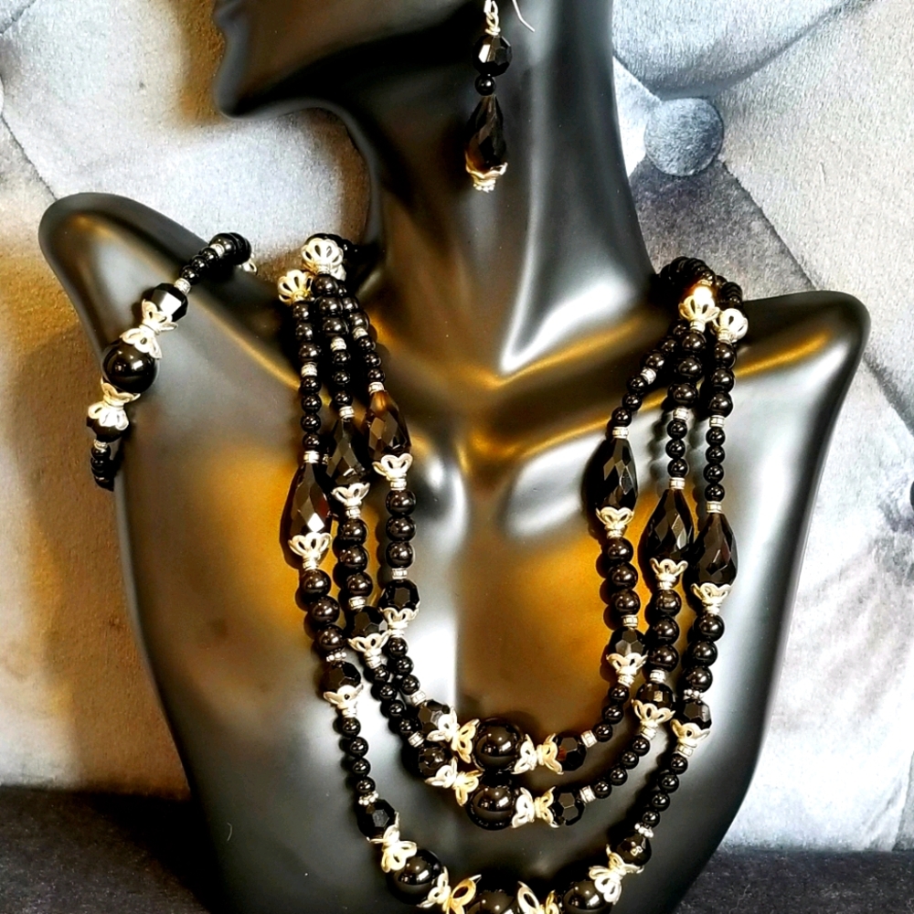 Necklace set (3 ) piece set